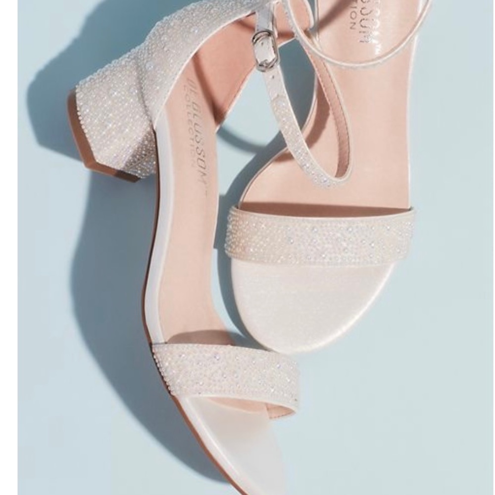 White sparkly pearl low heel shoe